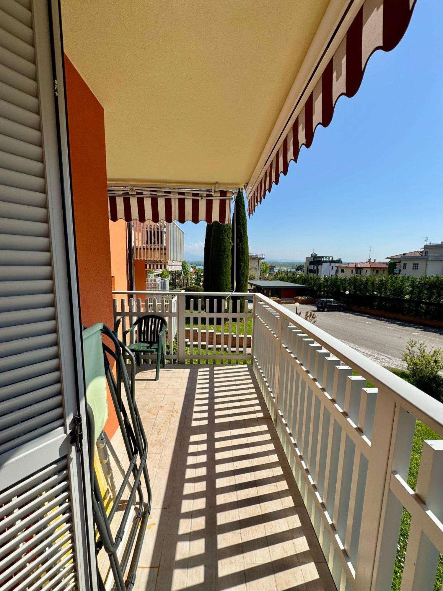 Easy Apartments Peschiera Peschiera del Garda Exterior photo